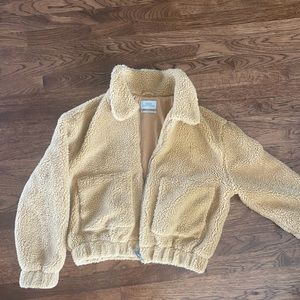 urban outfitters size medium fluffy jacket
